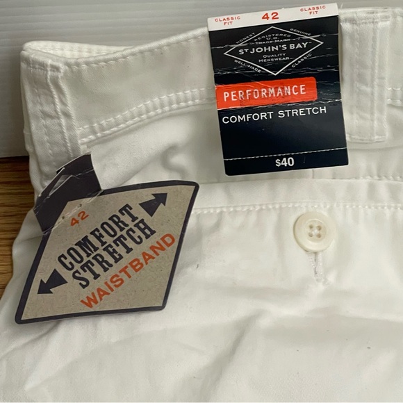 St. John’s Bay Men’s Cargo Shorts White Size 42 - Picture 15 of 15